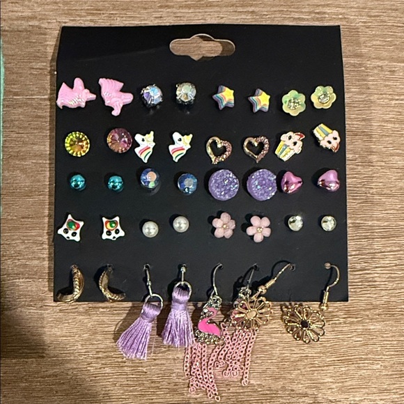 Colorful Assorted Earring Set - Picture 5 of 9